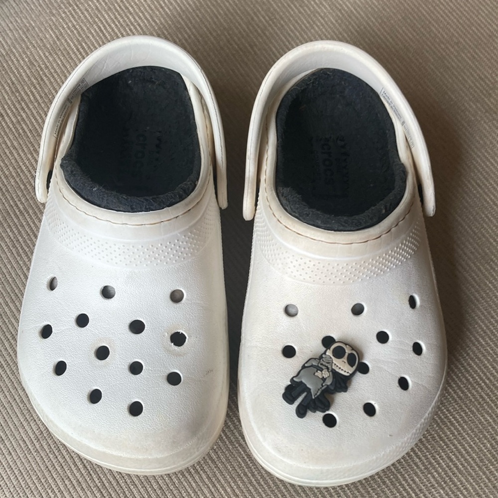 Children’s toddler, white crocs size C 10